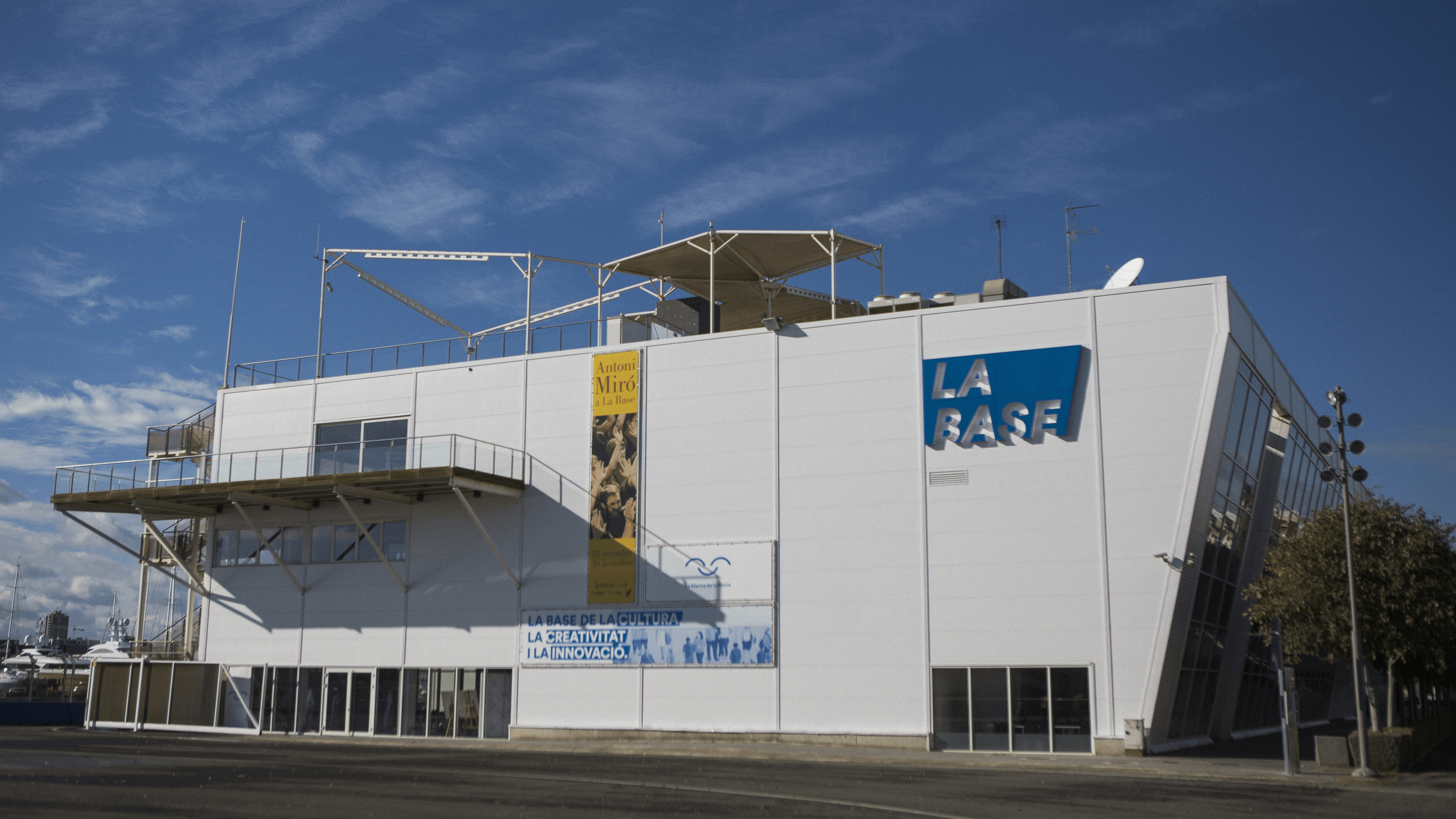 la base