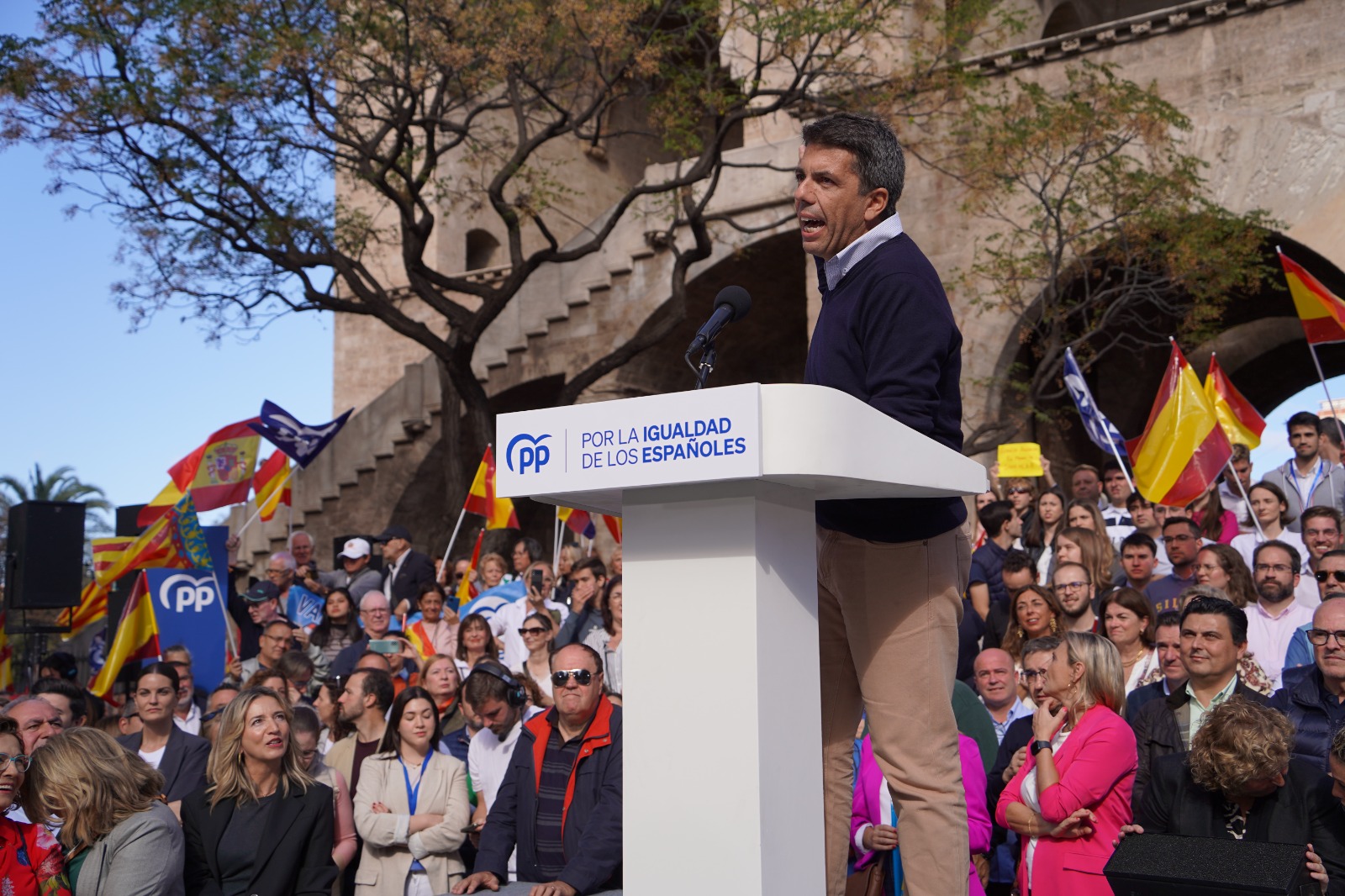 Acto Mazón 1