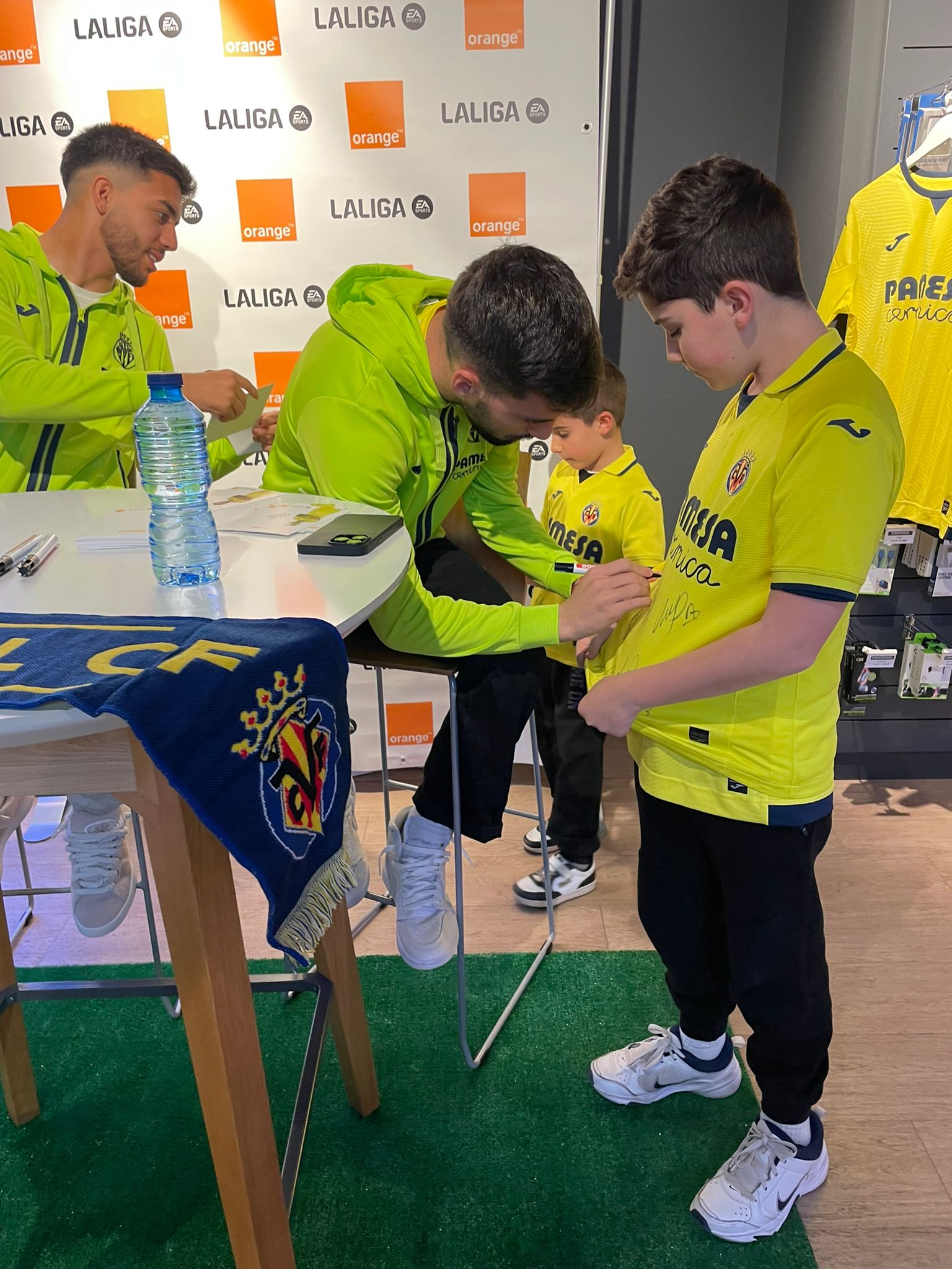firma orange 8