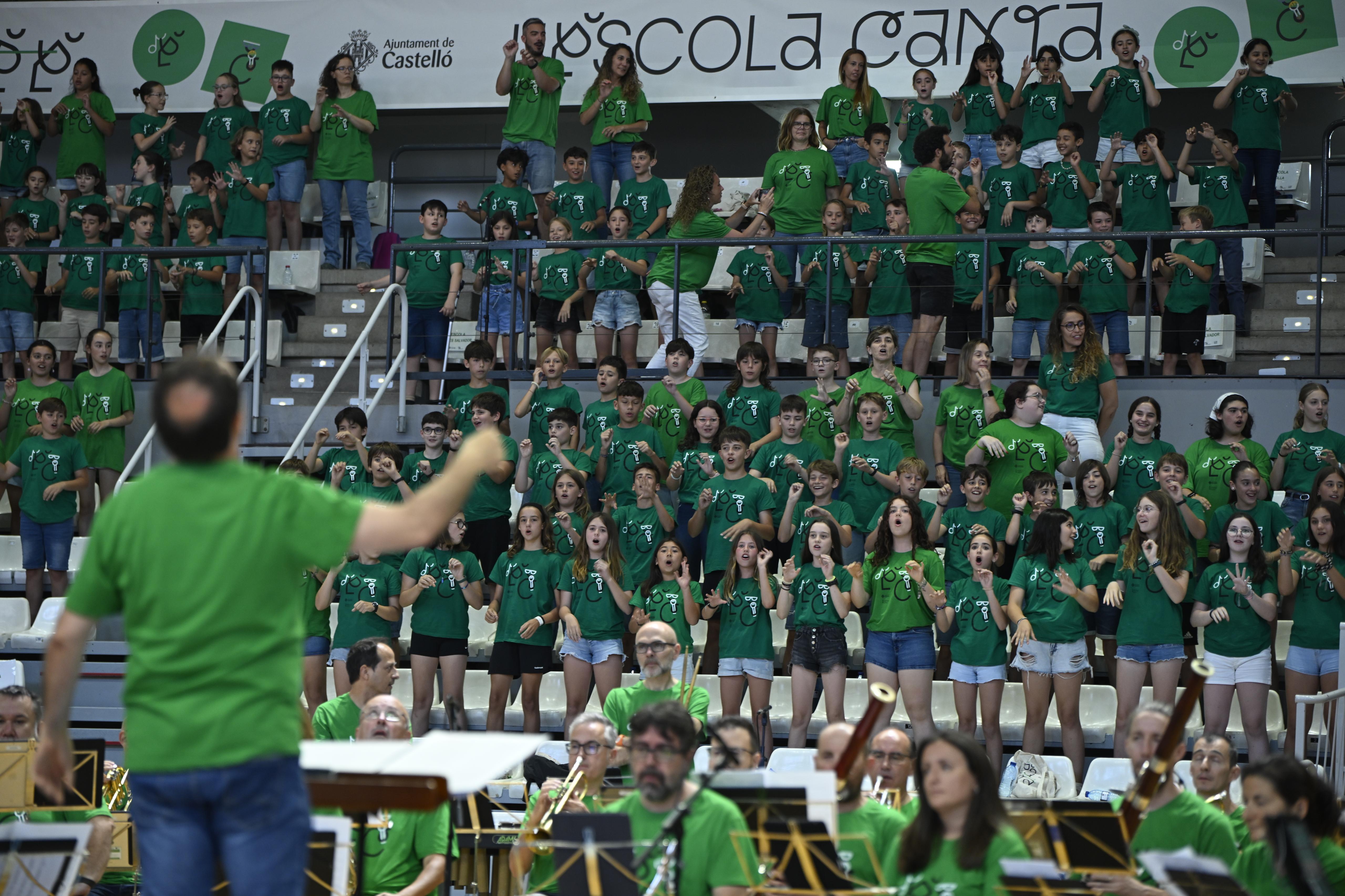 escola canta2