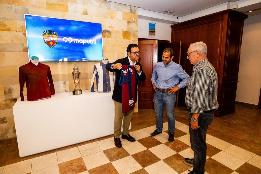 mapubli levante ud