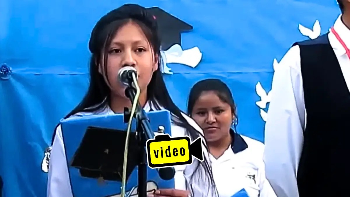 Araceli Ramos, durante el discurso en el Acto de Clausura 2016 del Colegio 5058 de Iruya.