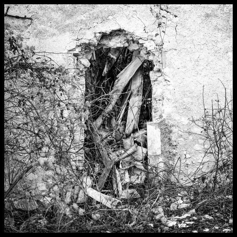 The observer (solitary prisoner) © Elisa Posella