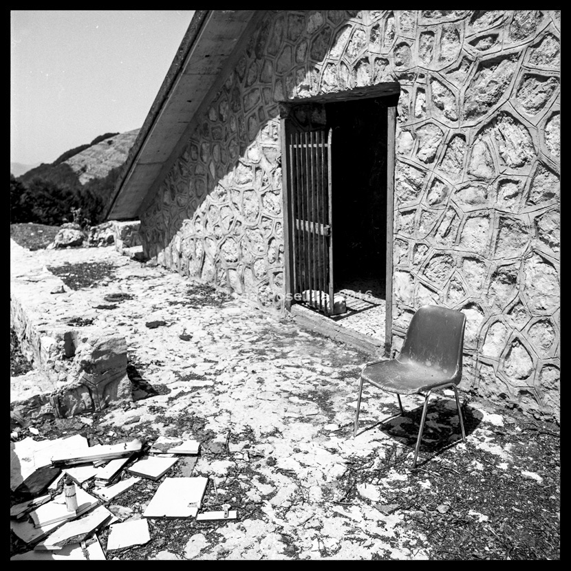 The observer (solitary prisoner) © Elisa Posella