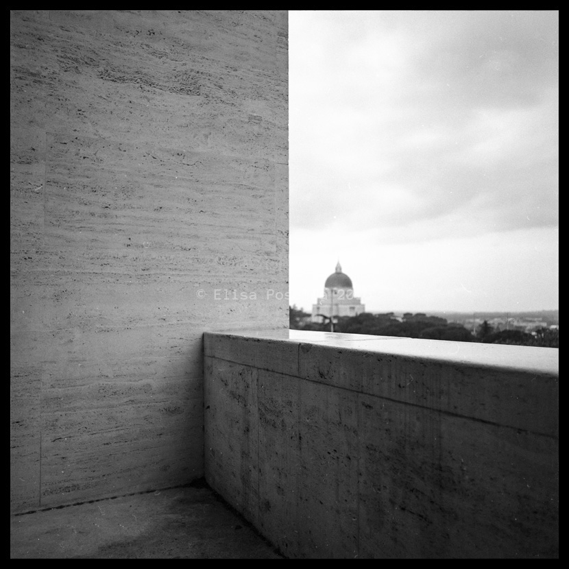 The observer (solitary prisoner) © Elisa Posella