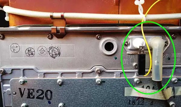 For the tests i used the water heater vs a regular bottle, each had one cup of water in itthe starting temperature of the water was 20c(68f)the outside tem. Simple Fix For Shower Fluctuating Hot Water Temperature Problems Not Sealed