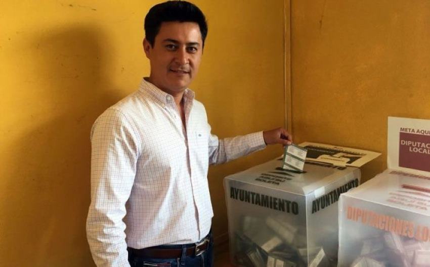 Adolfo Alfaro | Manuel Doblado