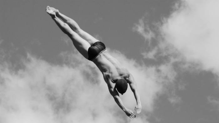 Top Tips For Avoiding Decision Making Pitfalls - Premium Dark Design Gallery - Full HD