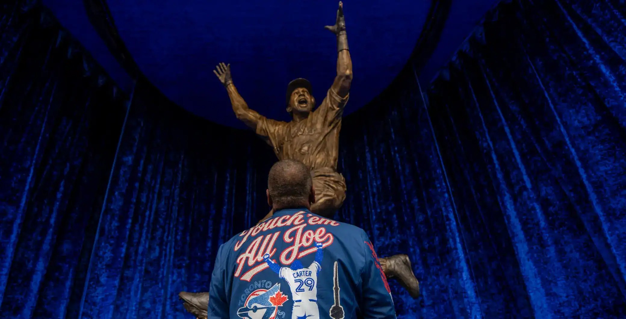 Blue Jays Unveil Joe Carter Statue: Celebrating the Iconic 1993 World Series Moment (2026)