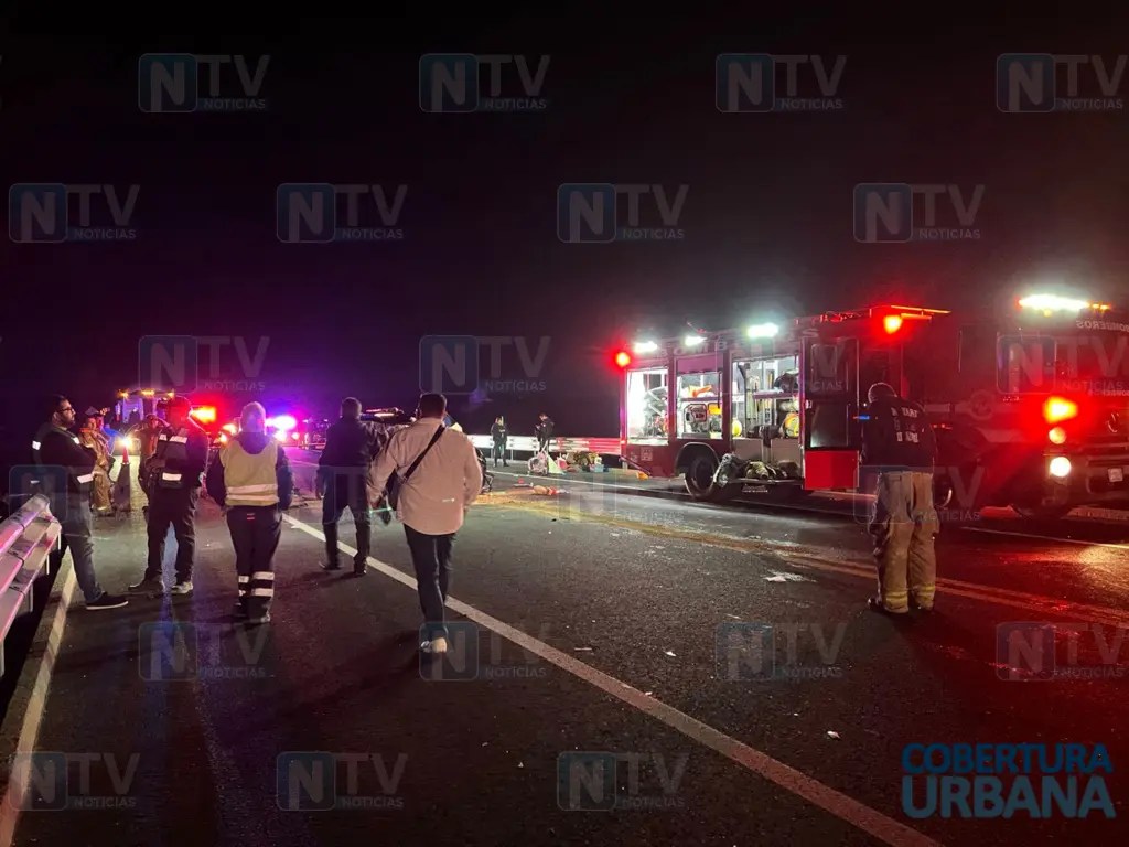 Choque en la autopista Tepic-Compostela deja siete lesionados