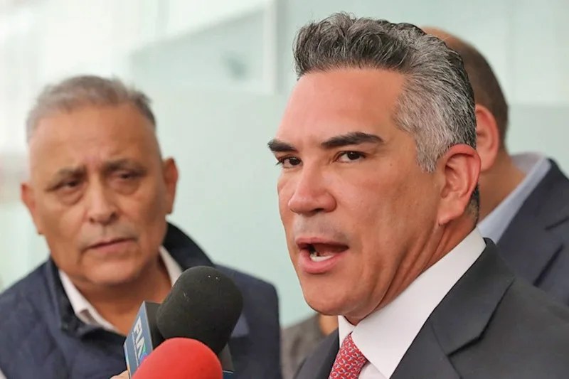 Juez de México vincula a proceso a exfuncionario acusado de nexos con grupo criminal