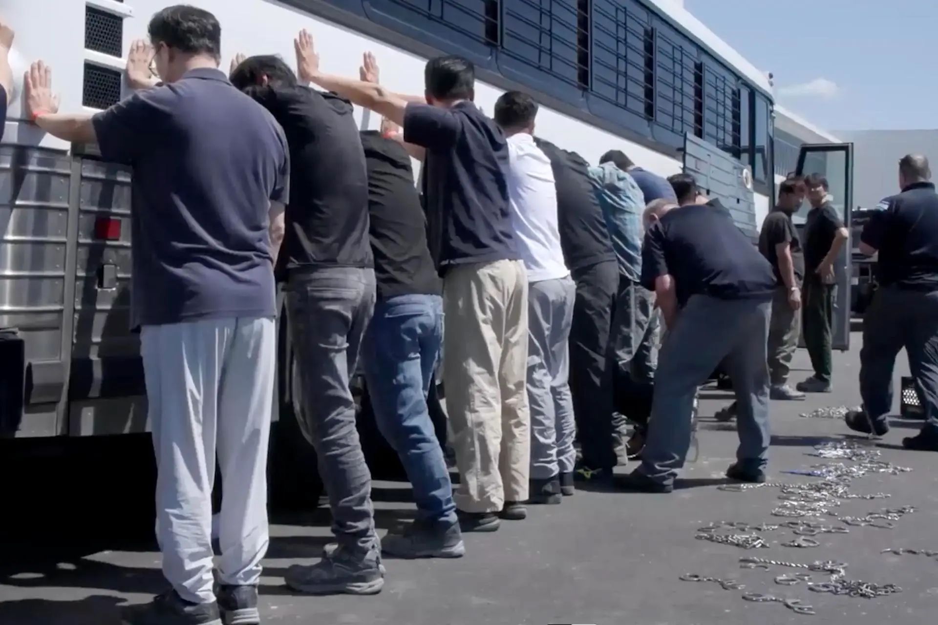 Grupos hispanos alertan que la redada en planta de Hyundai amenaza las libertades civiles – El Nuevo Diario (República Dominicana) Grupos hispanos alertan que la redada en planta de Hyundai amenaza las libertades civiles – El Nuevo Diario (República Dominicana)