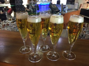 Airport Bier ist günstig 