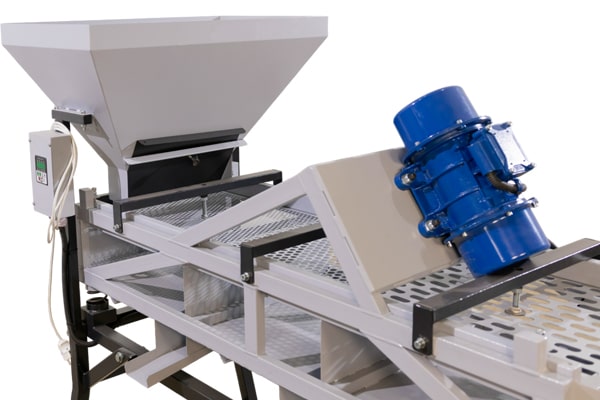 Walnut Kernel Separating Machine 200 Kg H Nuttechnology - Artistic Landscape Pattern - 4K