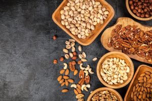 nuts to help with acne nuts