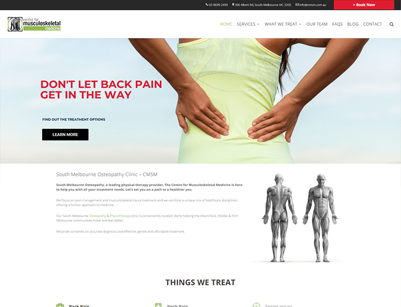 Woman demonstrating back pain, promoting treatment at CMSM clinic.