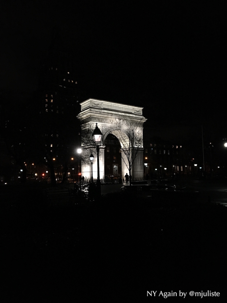 WashingtonSq arch1