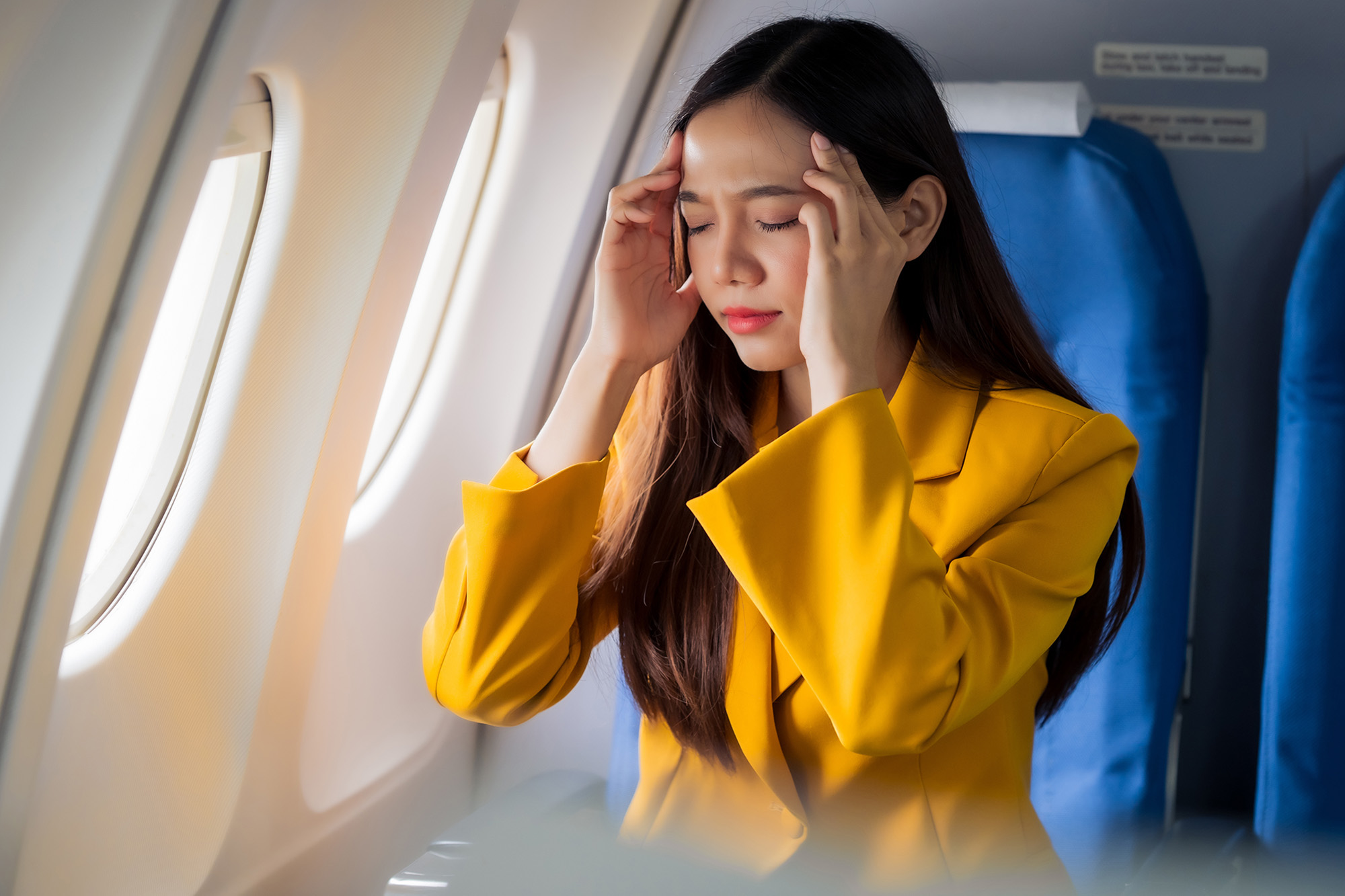 United Airlines can now boot passengers for annoying phone use