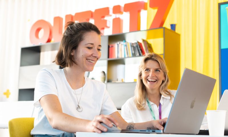 Code7 Recruitment - Stunning Abstract Design - 8K