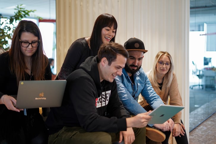 Code7design Newteammember Professionalgrowth Code7 - High Resolution Gradient Images for Desktop