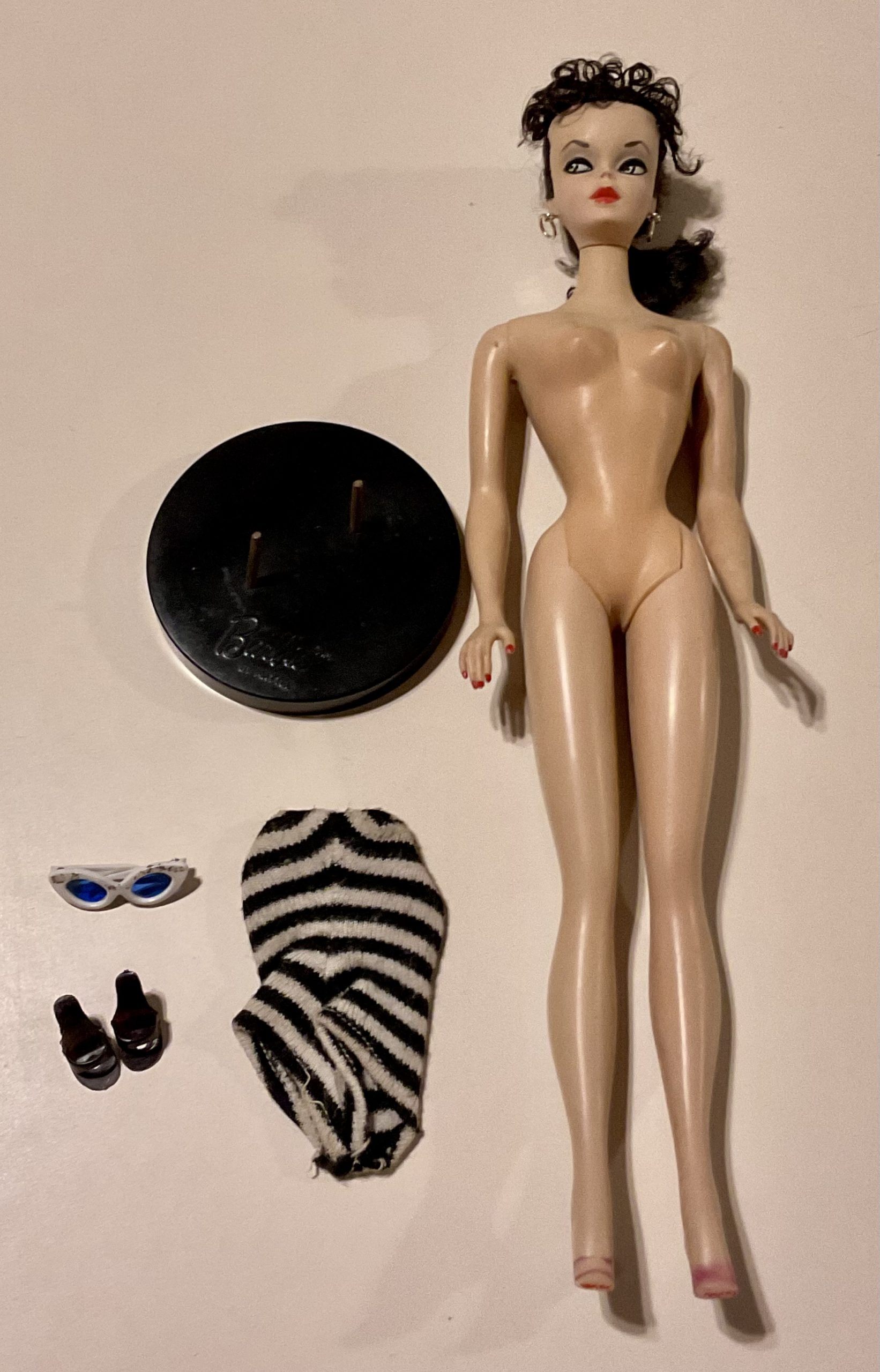 Doll Parts — Disegno Journal, image size:1642x2560