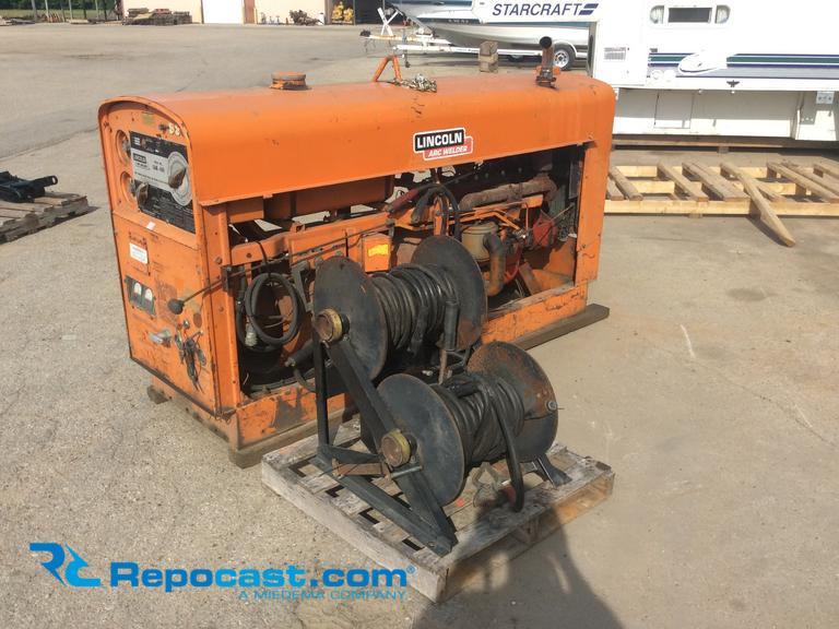 324 28 Hobart 500549 Auto Arc 130 Wire Feed Mig Welder When You Need To Do Any Sort Of Wire Work For Security Systems Or Cars Mig Welder Welders Hobart Lincoln Welder Control Plates and Decals For Old Obsolete Welding Machines Custom Made Plates With Your Code And Serial Numbers Made With Laser Cut 025 Aluminum.