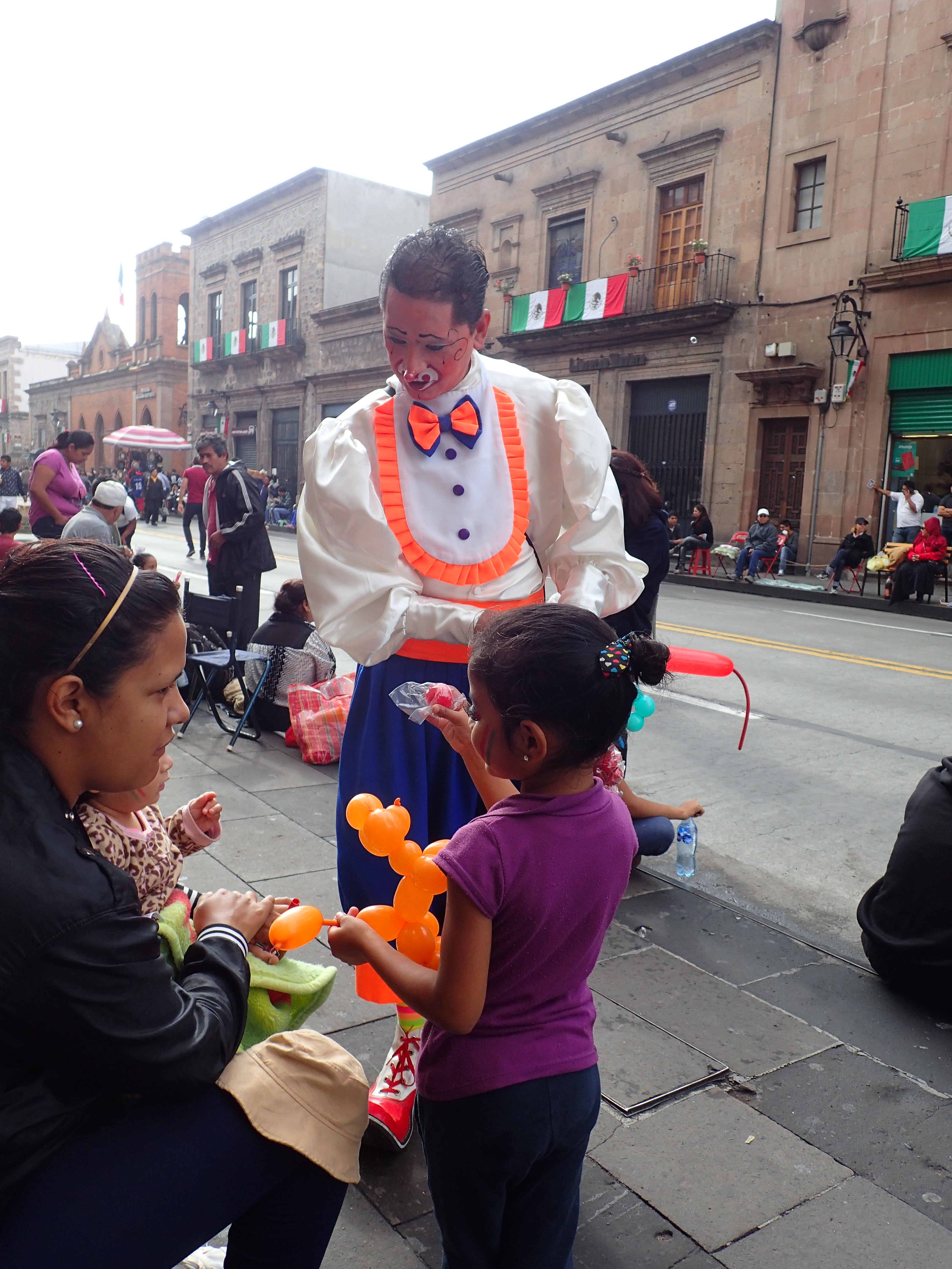 M - Le défilé Morelos