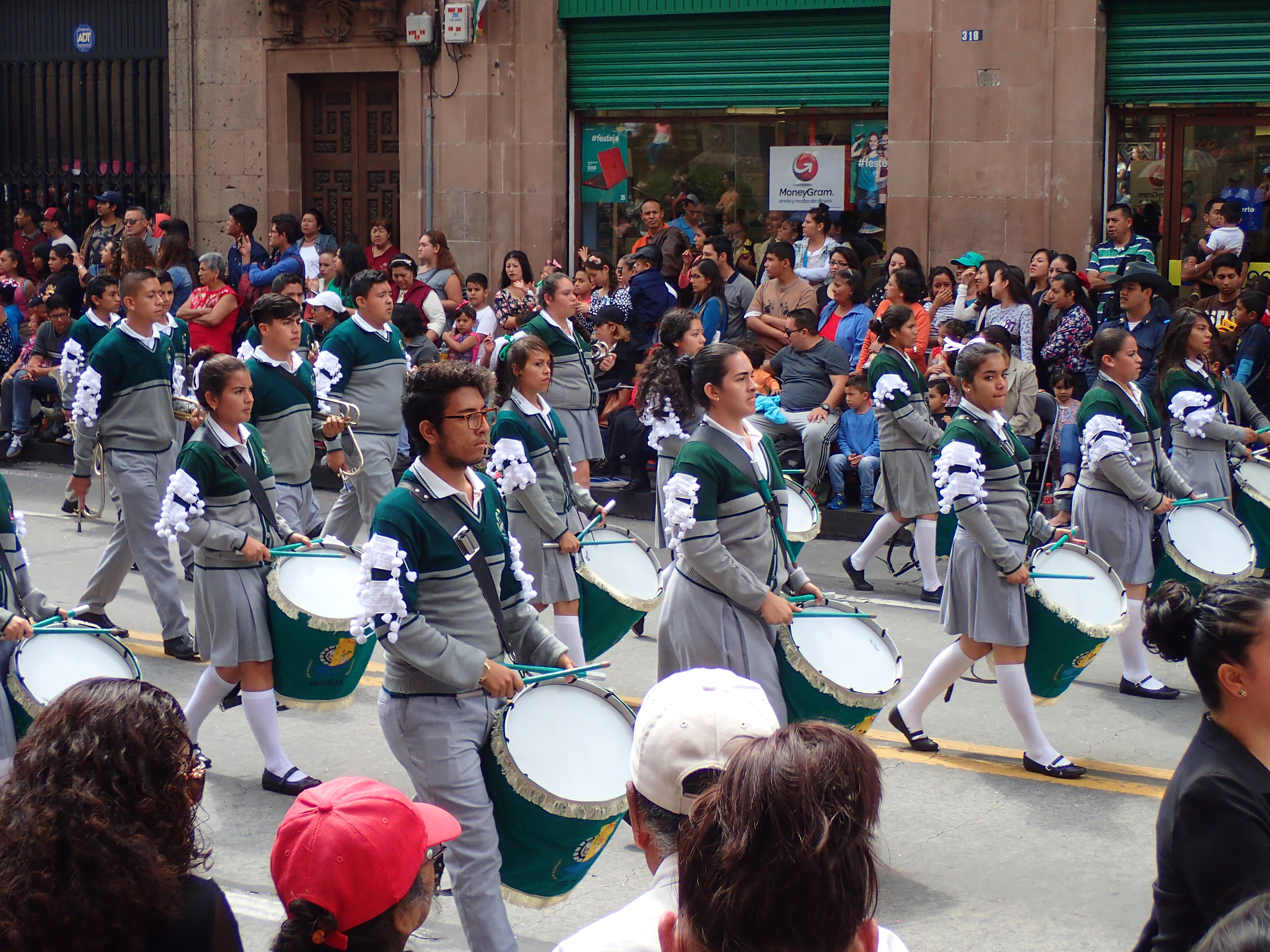 M - Le défilé Morelos