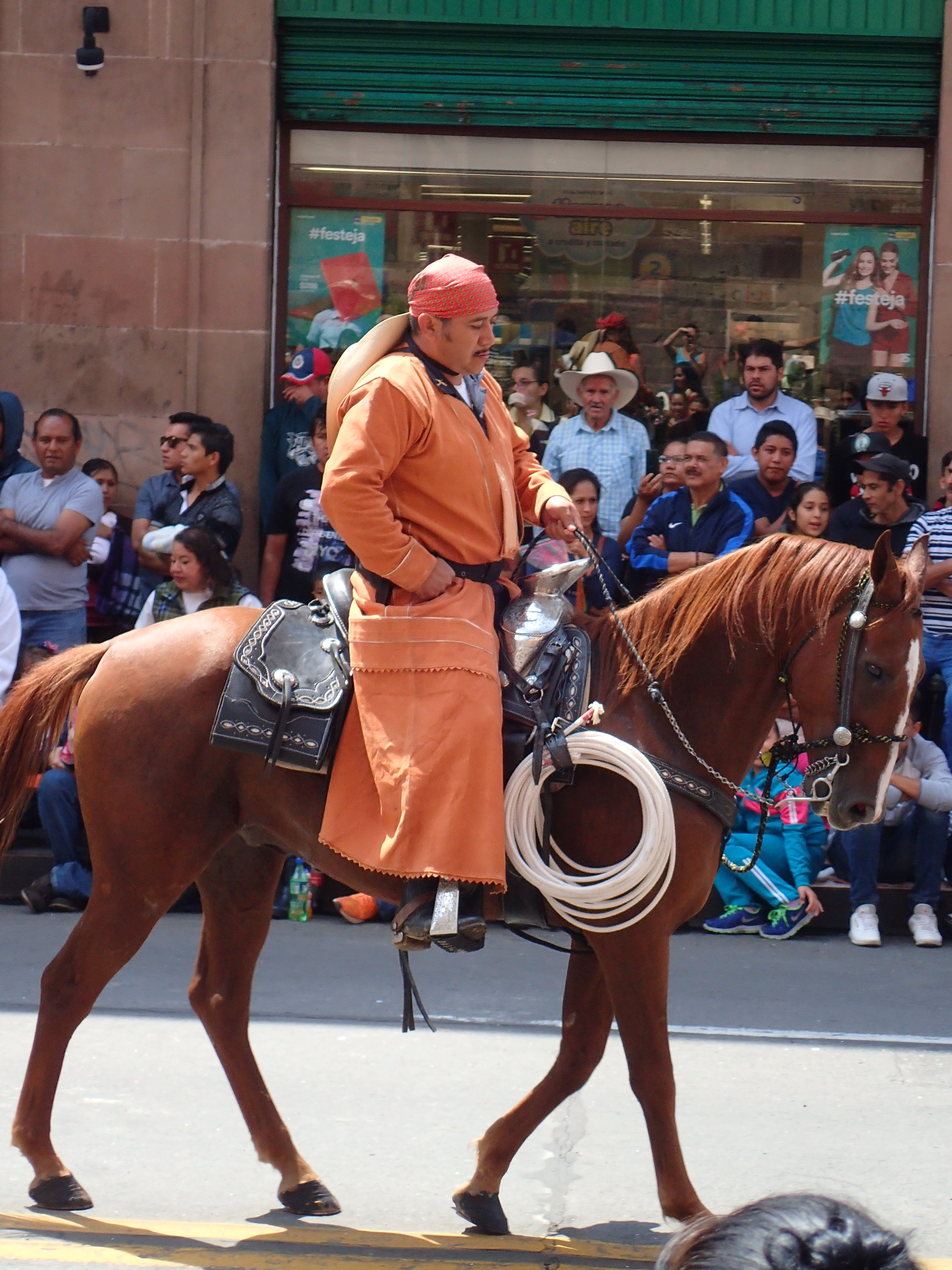 M - Le défilé Morelos