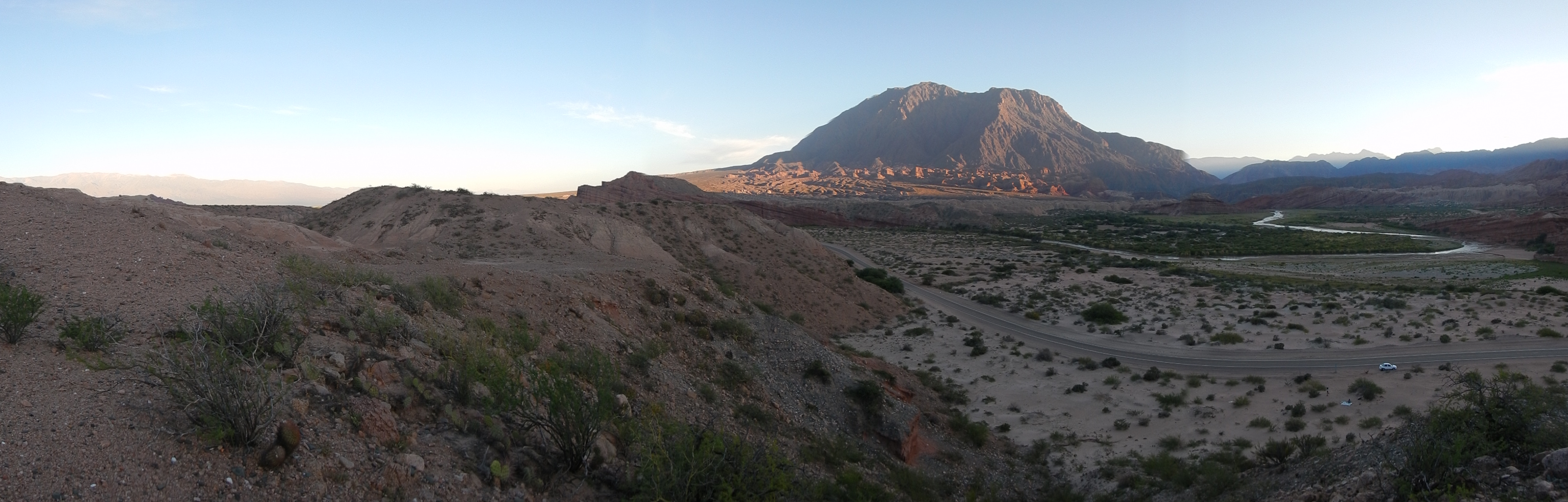 J3 - Levé de soleil sur la Quebrada de las Conchas