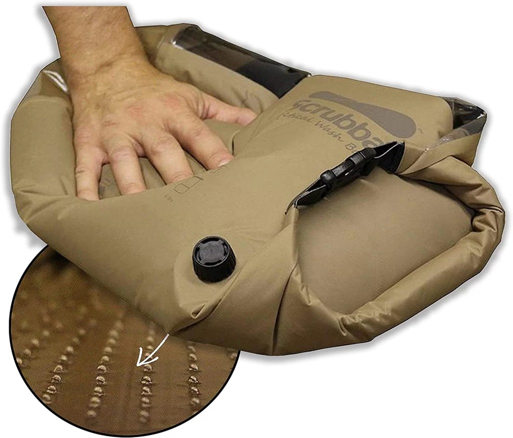 sac lave-linge de voyage pour laver son linge en van