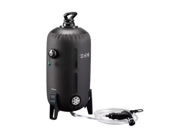 douche solaire à pression pour se laver en van