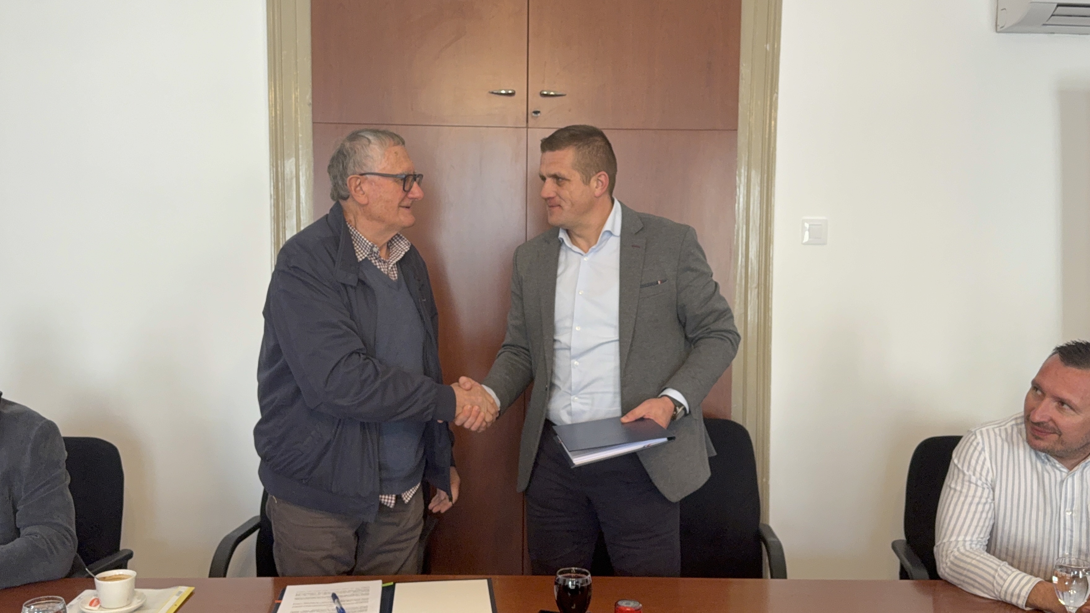 [FOTO] Potpisan ugovor za izgradnju školske sportske dvorane OŠ “Vladimir Nazor” u Križevcima