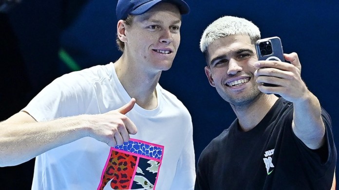 Alcaraz es inalcanzable para Sinner y se asegura el liderato hasta Australia Alcaraz es inalcanzable para Sinner y se asegura el liderato hasta Australia