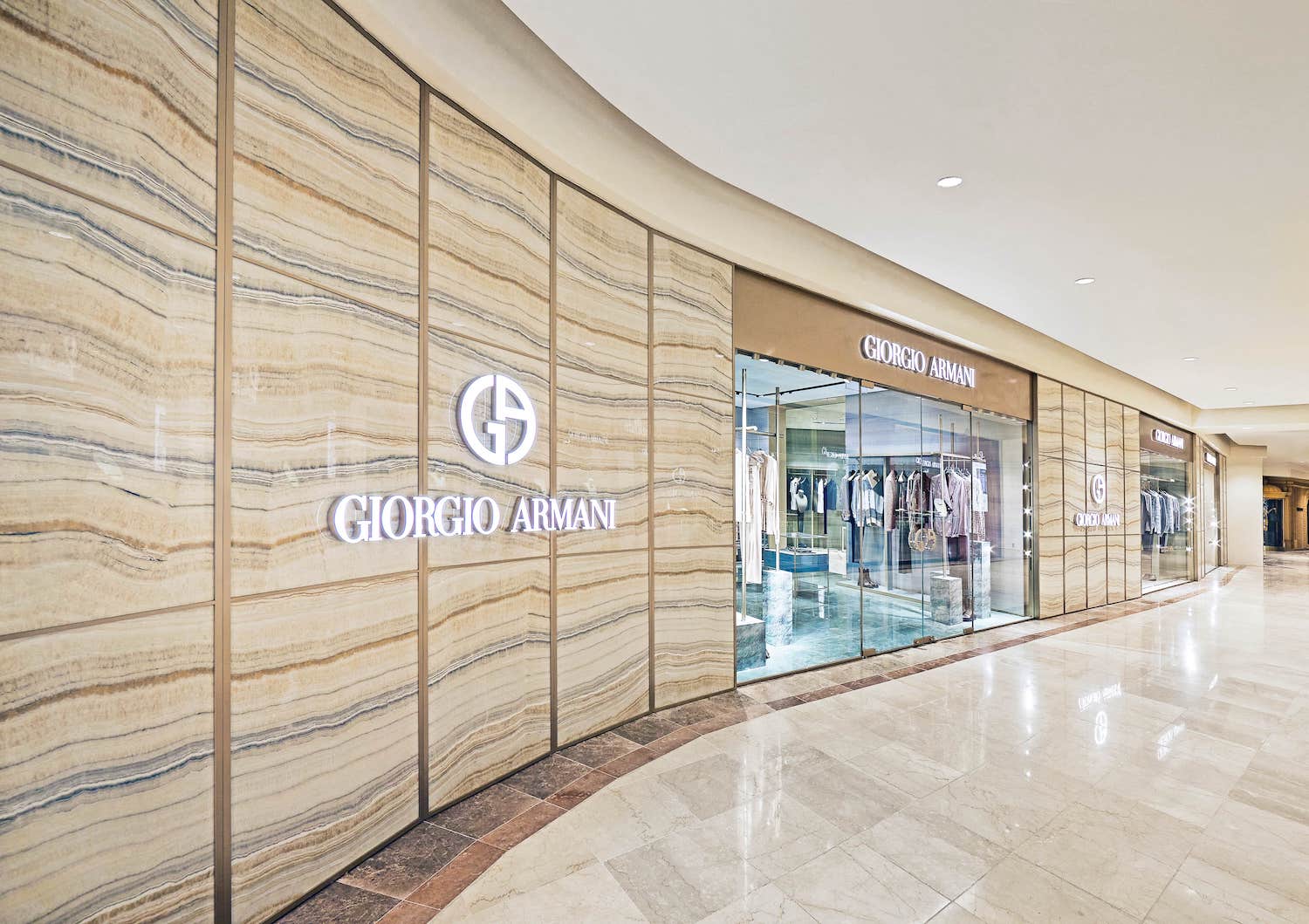 Exploring the Love Affair with Brick-and-Mortar Boutiques in Luxury