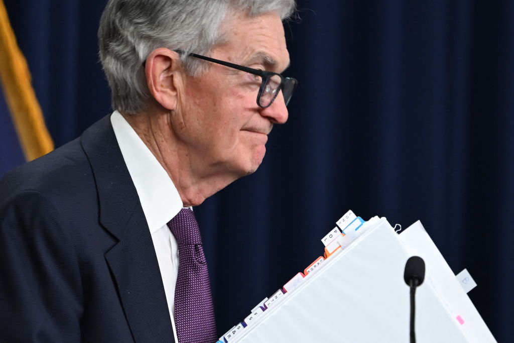 What should the Fed do when facing scattering?