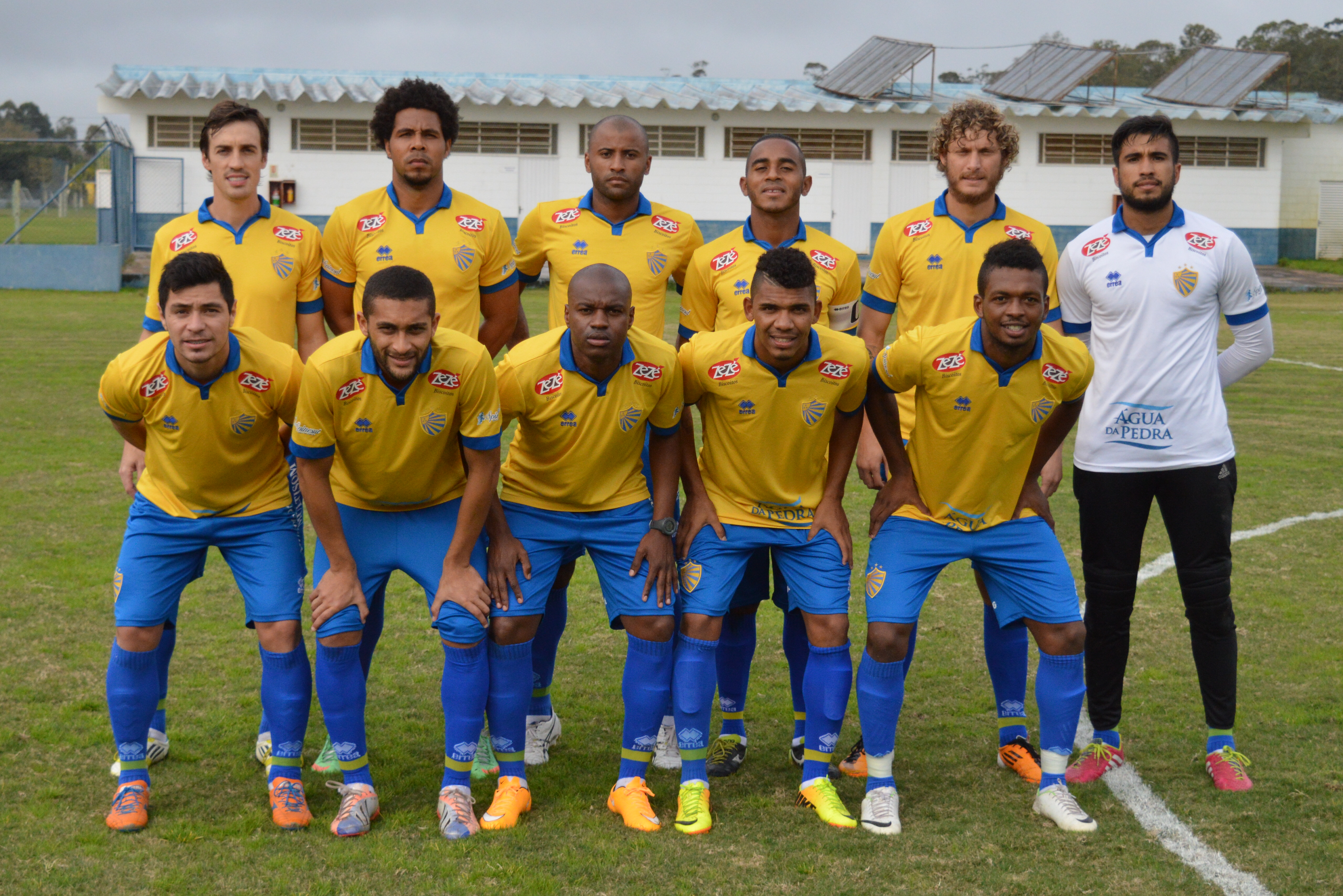 O Pelotas começou com Igor; João Paulo, Stevys, Eduardo e Arthur; Vinícius, Mateus e Jô; Bruno Donizete, Adilson Bahia e Léo Mineiro. (Foto: Lucas Gabriel Cardoso)