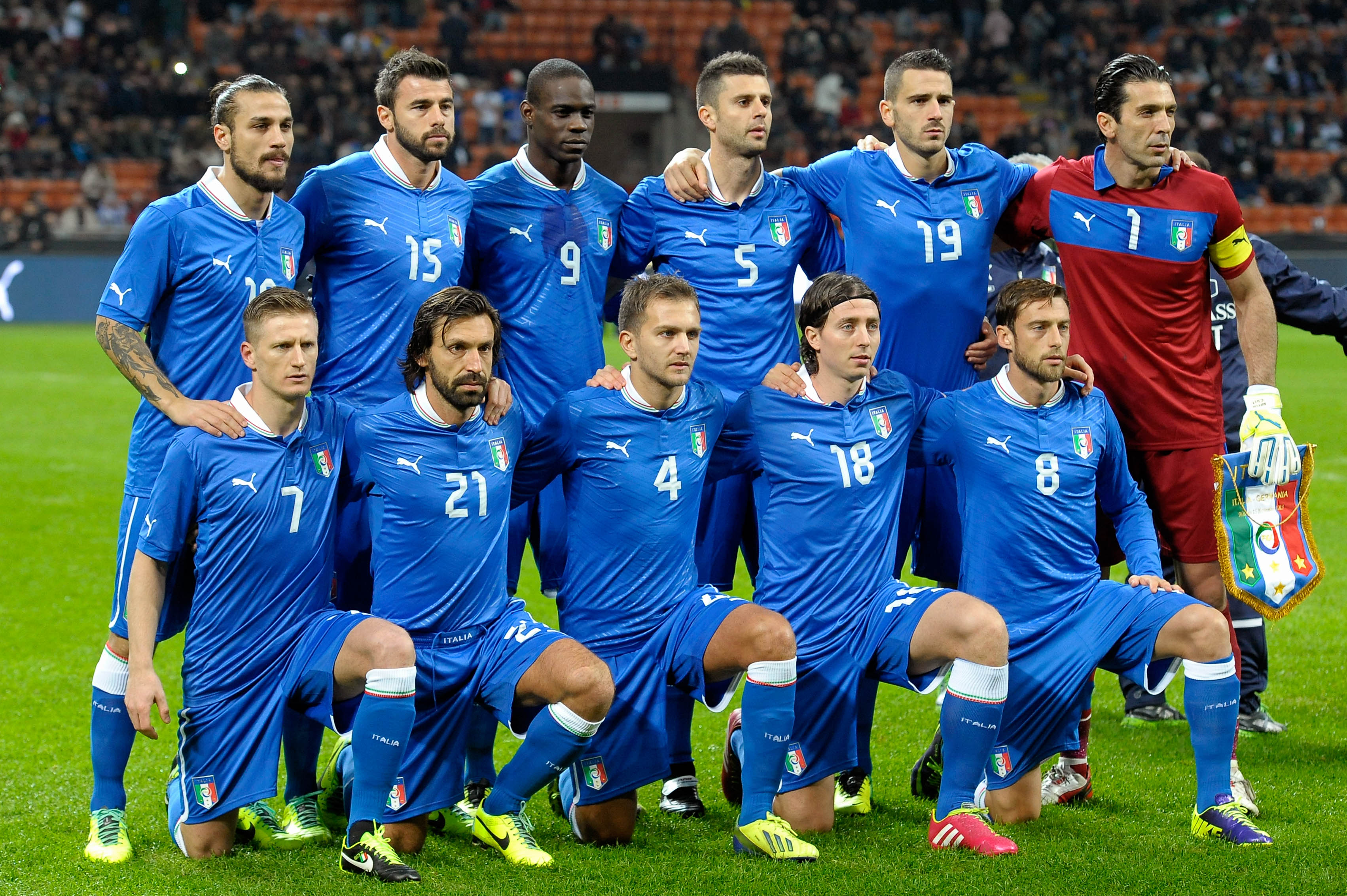 Ciro immobile 15 goli, andrea belotti 13 goli, lorenzo insigne 9 goli, leonardo bonucci 8 goli, giorgio chiellini 8 goli. Remisy Specjalnoscia Pilkarskiej Reprezentacji Wloch Dziennik Pl
