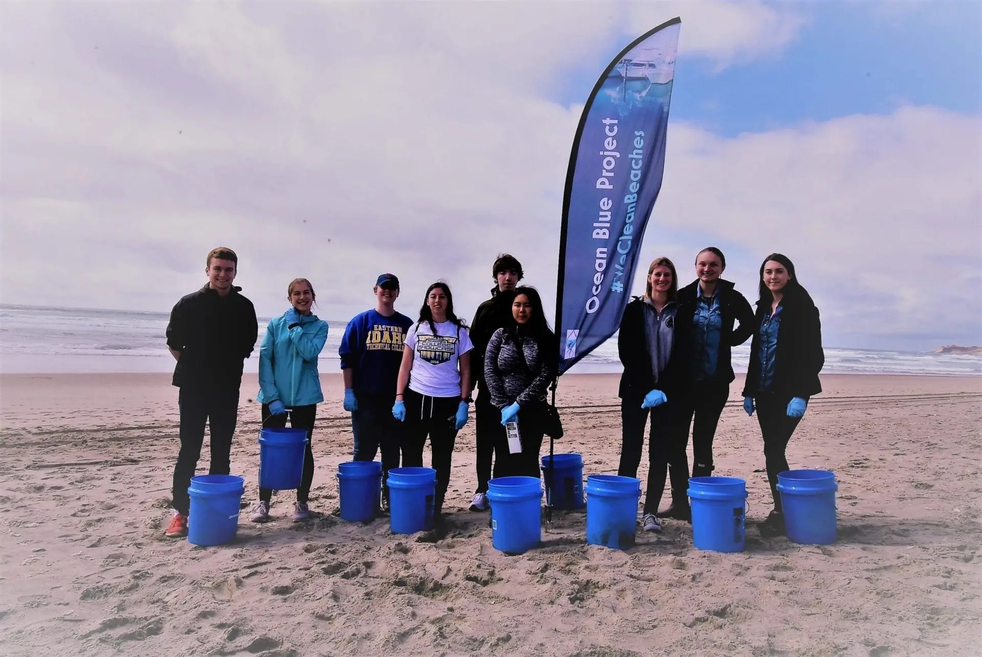 Beach Cleanup Groups on the Oregon Coast