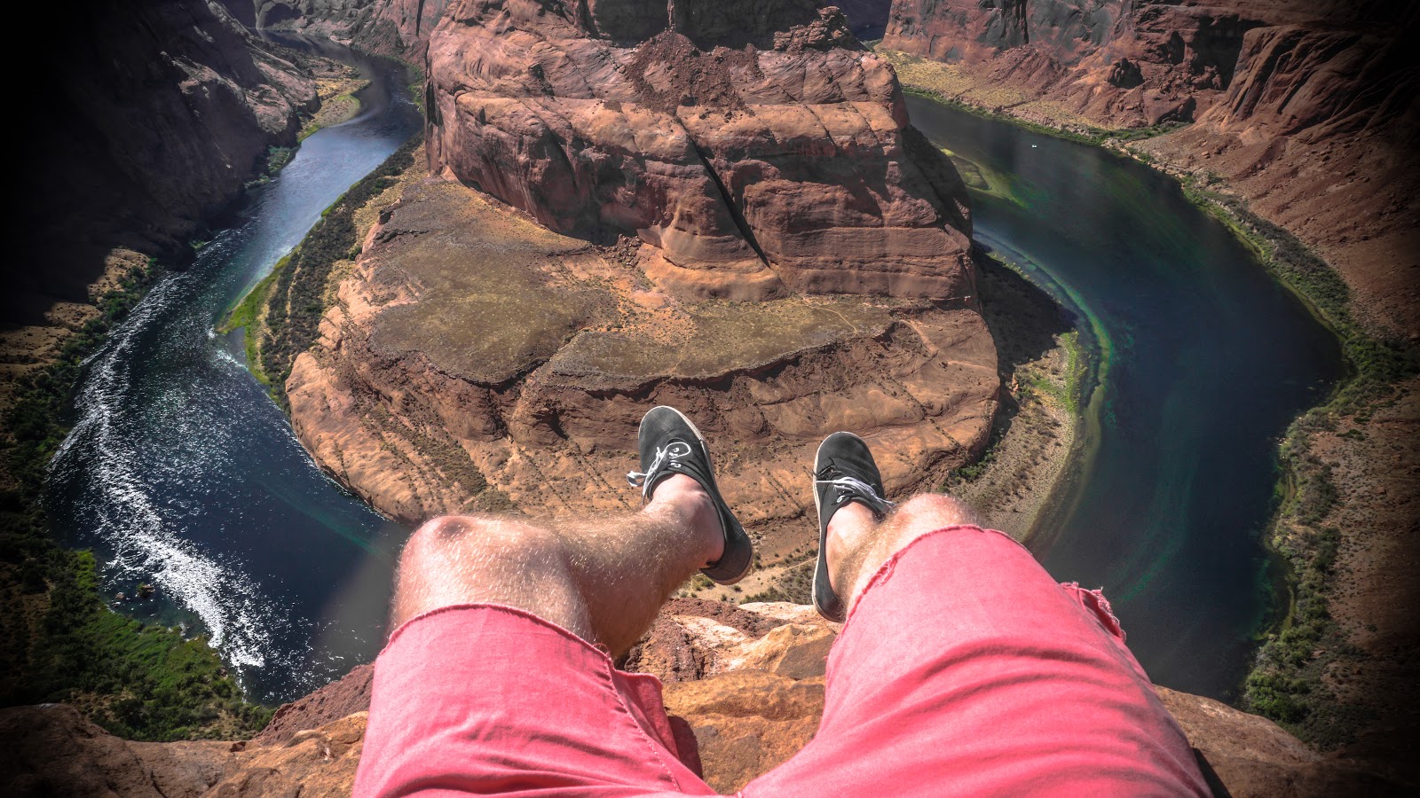 Horseshoe bend, Arizona. Encore une fois, un endroit un peu trop touristique. J’avoue que cette fois-ci c’est compréhensible dû à la vue incroyable sur cette sculpture naturelle. Cette planète m’étonnera toujours.