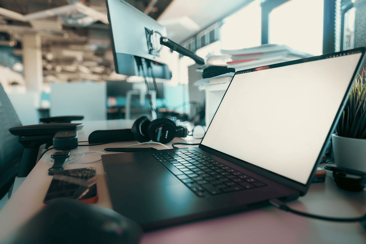What is off-payroll working guide for IT contractors and PSC owners
