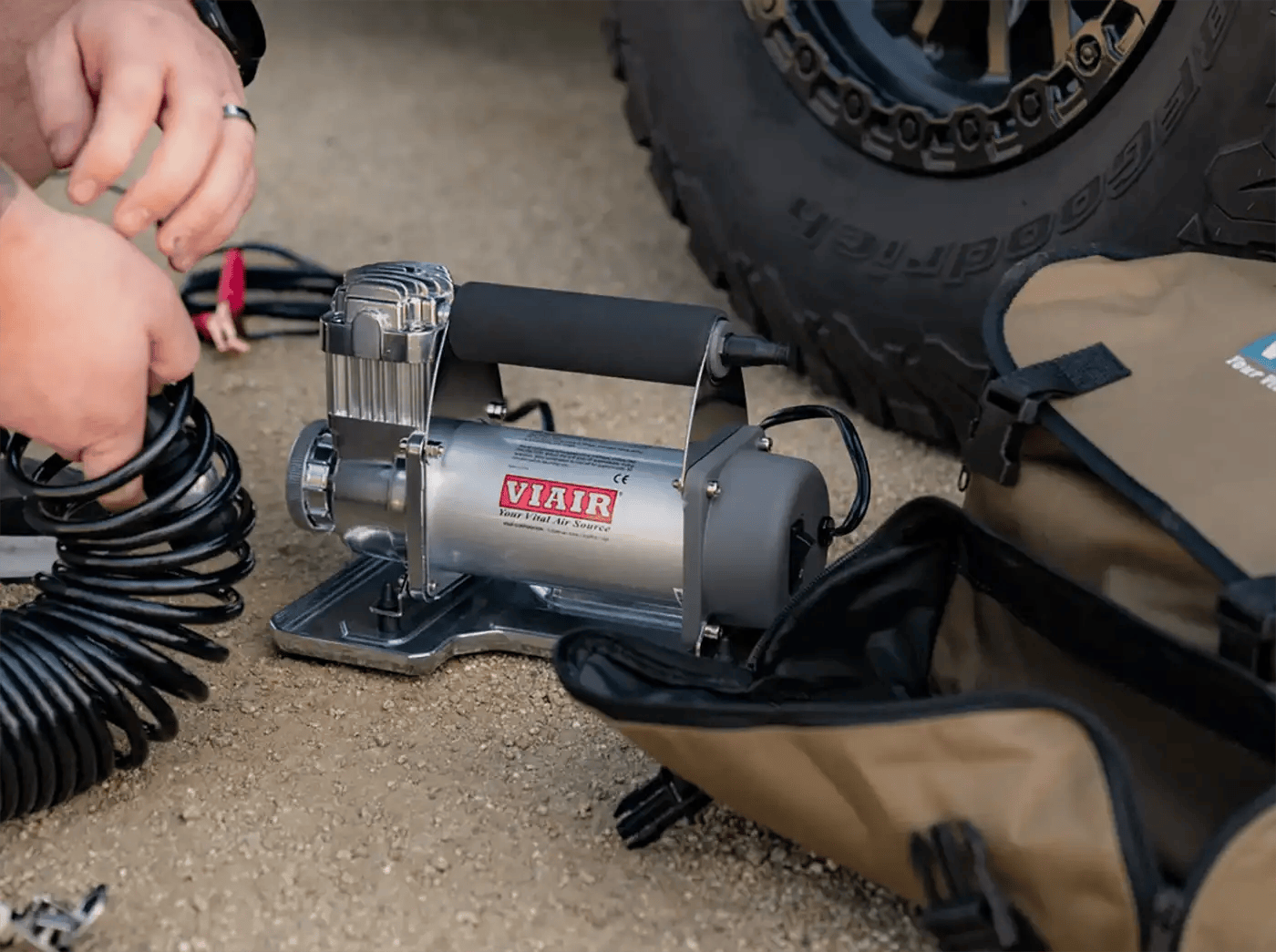 VIAIR-400P-Portable-Compressor