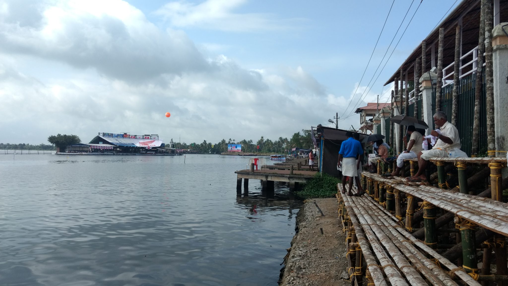 nehru trophy boat race, snake boat race Kerala, Kerala Tourism, Kerala backwaters, Alleppey backwaters, alappuzha boat race, Alleppey boat race, punnamada boat race, chundan vallam , chundun vellam