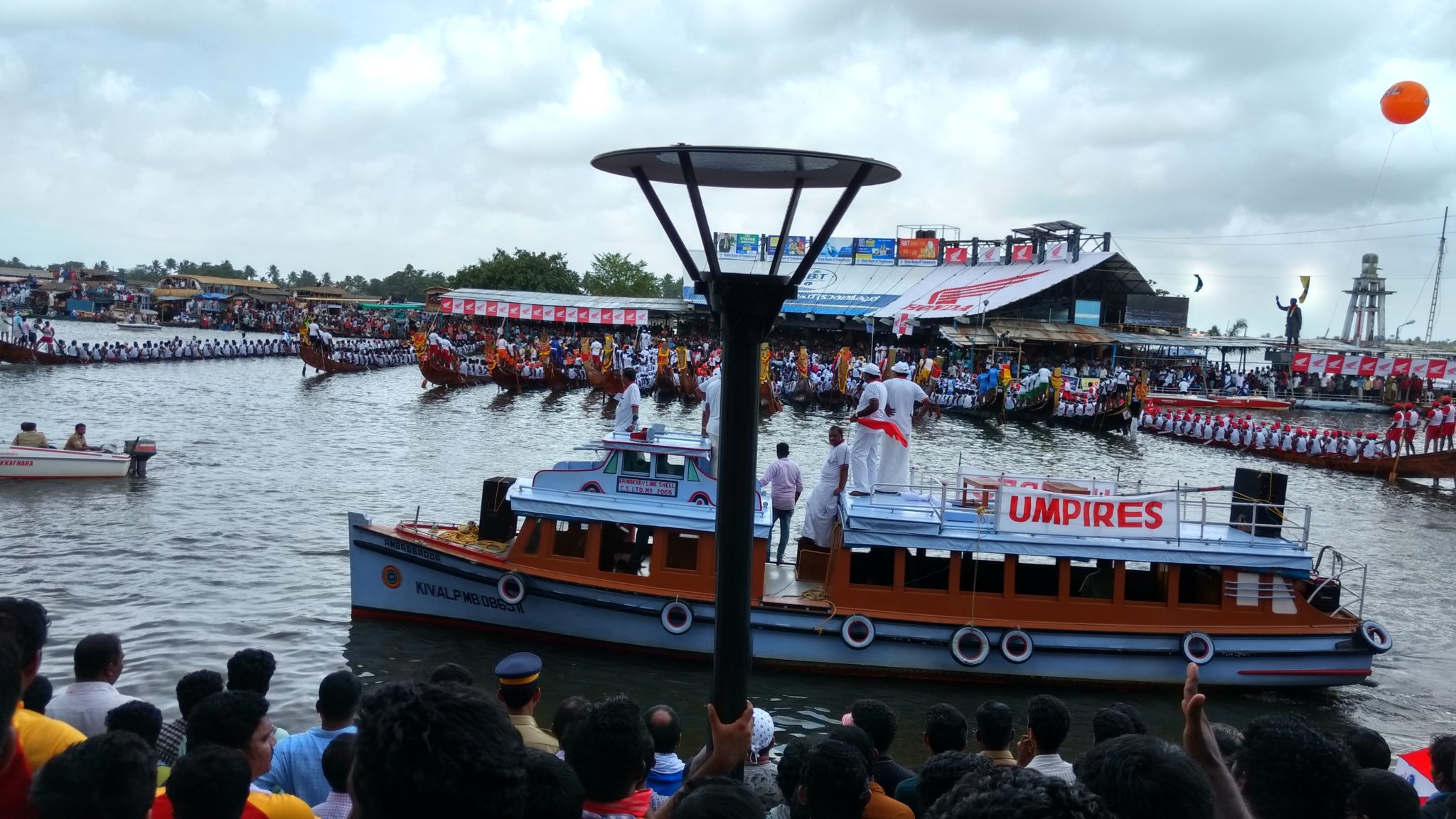nehru trophy boat race, snake boat race Kerala, Kerala Tourism, Kerala backwaters, Alleppey backwaters, alappuzha boat race, Alleppey boat race, punnamada boat race, chundan vallam , chundun vellam