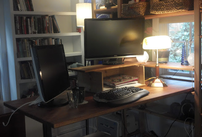 desk 01small