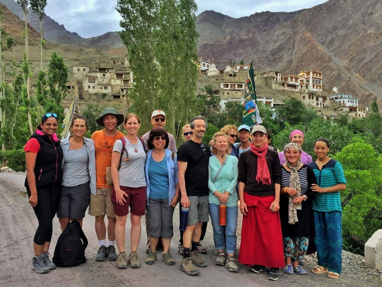 Offbeat Tracks Impact - Elegant Colorful Photo - Retina