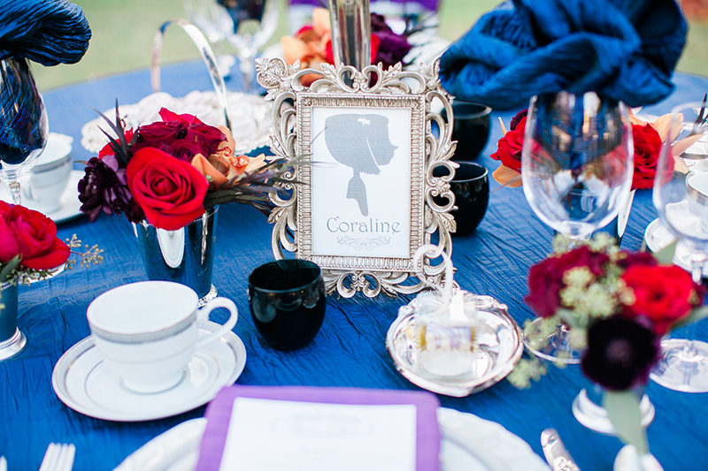Buttons, keys, and a Victorian house: it's Coraline wedding decor