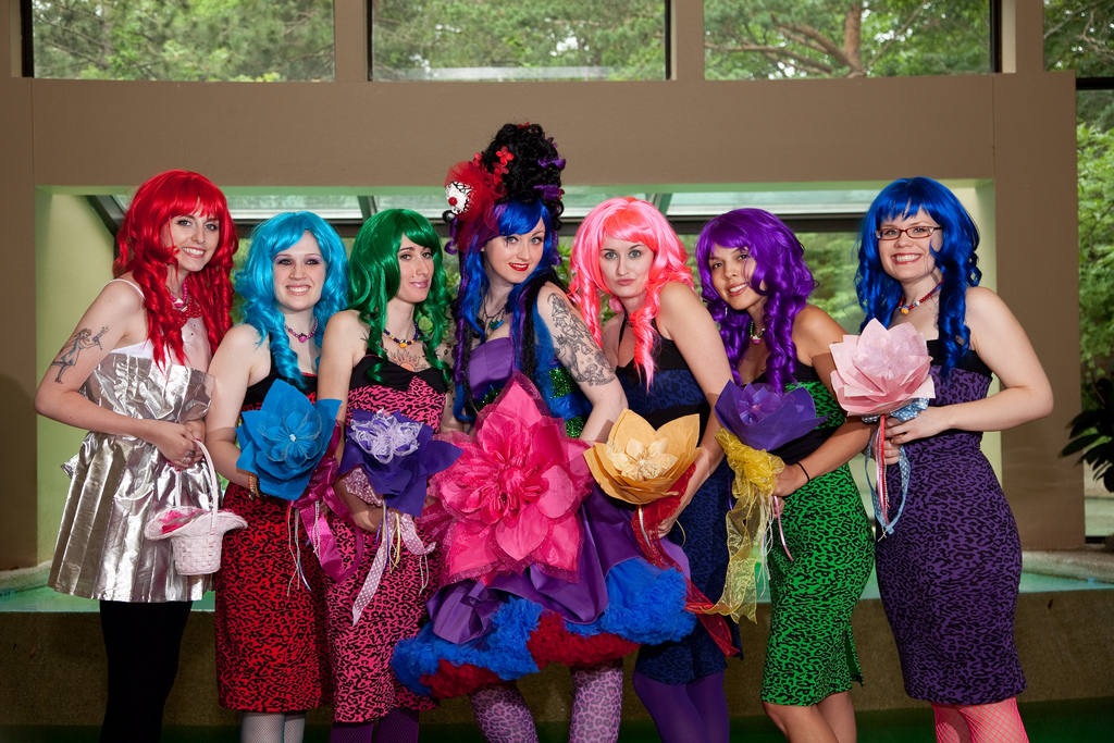 Leopard dresses, rainbow wigs, and ring bears -- oh my! • Offbeat Wed ...
