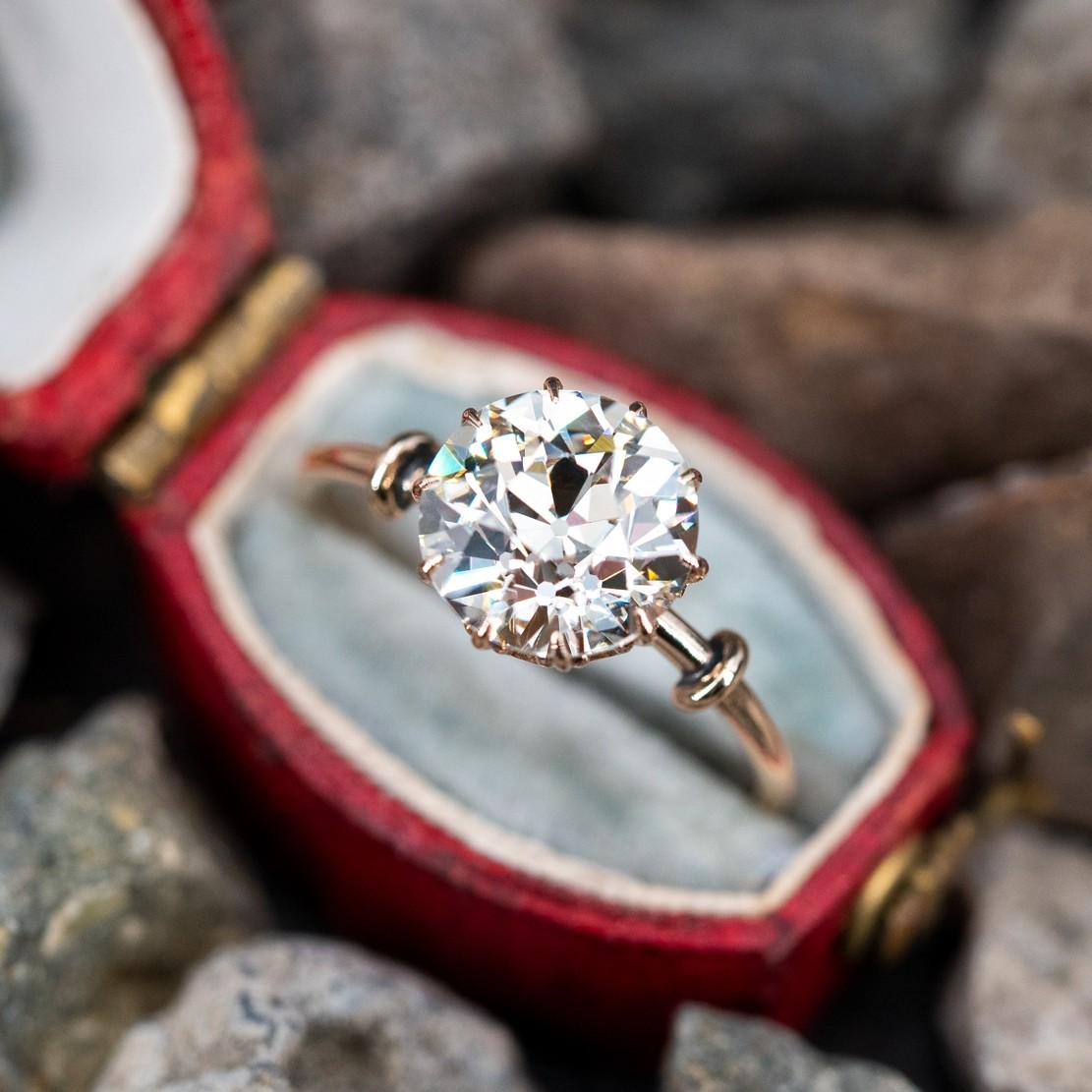 Antique Diamond Ring