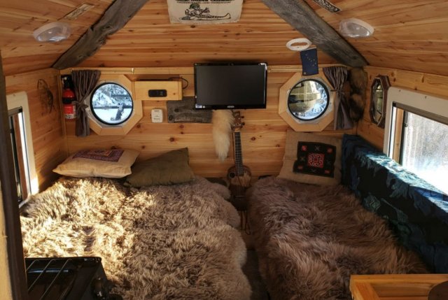 This is not a profession. Log Cabin Camper On A Ford Truck - Page 2 of 2 - Off Grid Path
